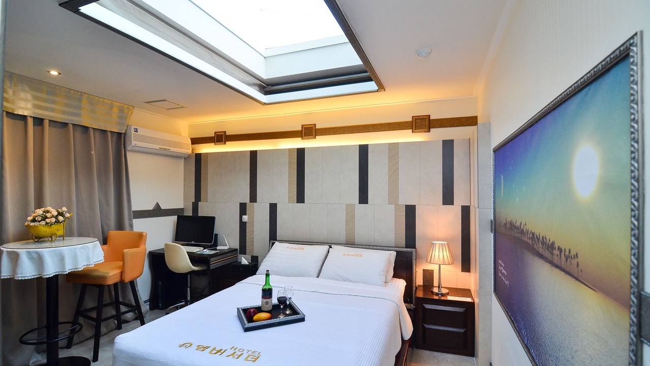 Photo of Bedroom in Kwannam