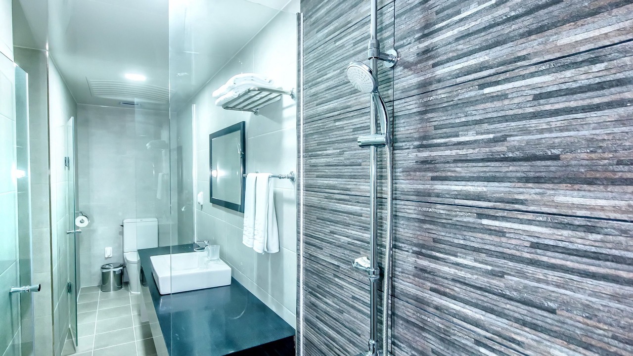 Photo of Bathroom in Aewol