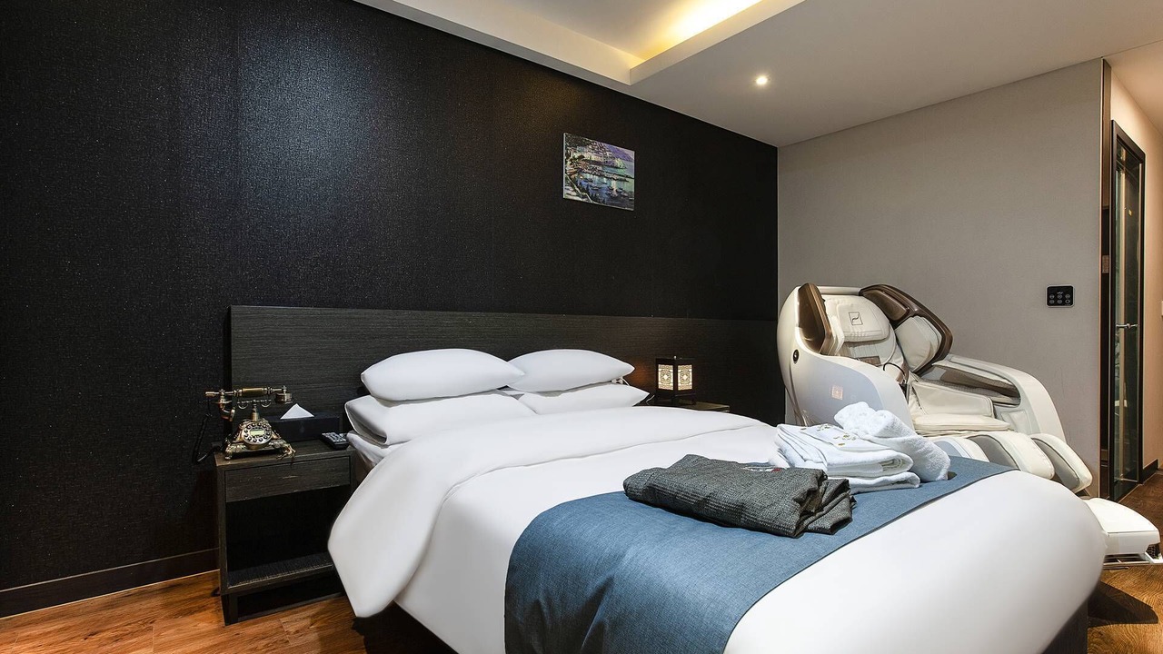 Photo of Bedroom in Paldal-gu