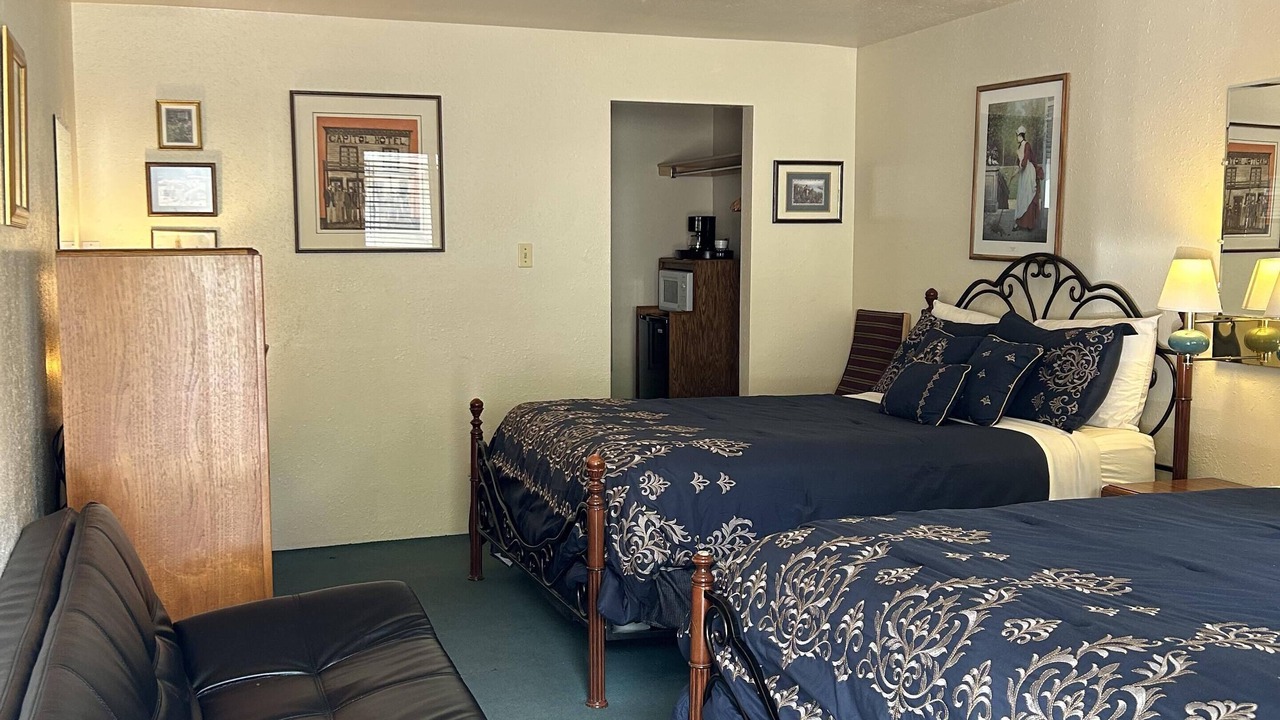 Photo of Bedroom in Idaho Springs