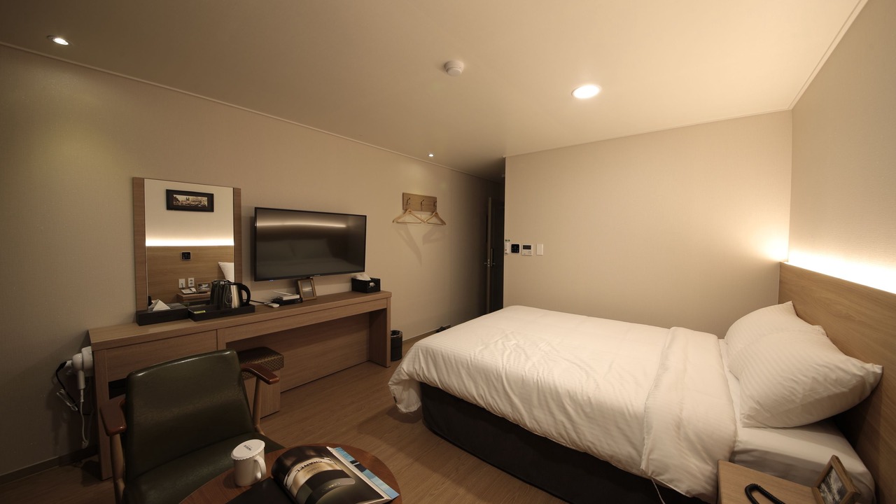 Photo of Bedroom in Downtown