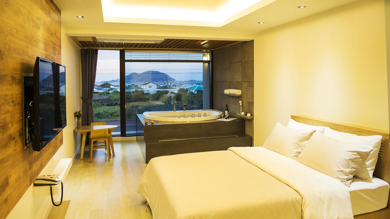 Photo of Bedroom in Hallim
