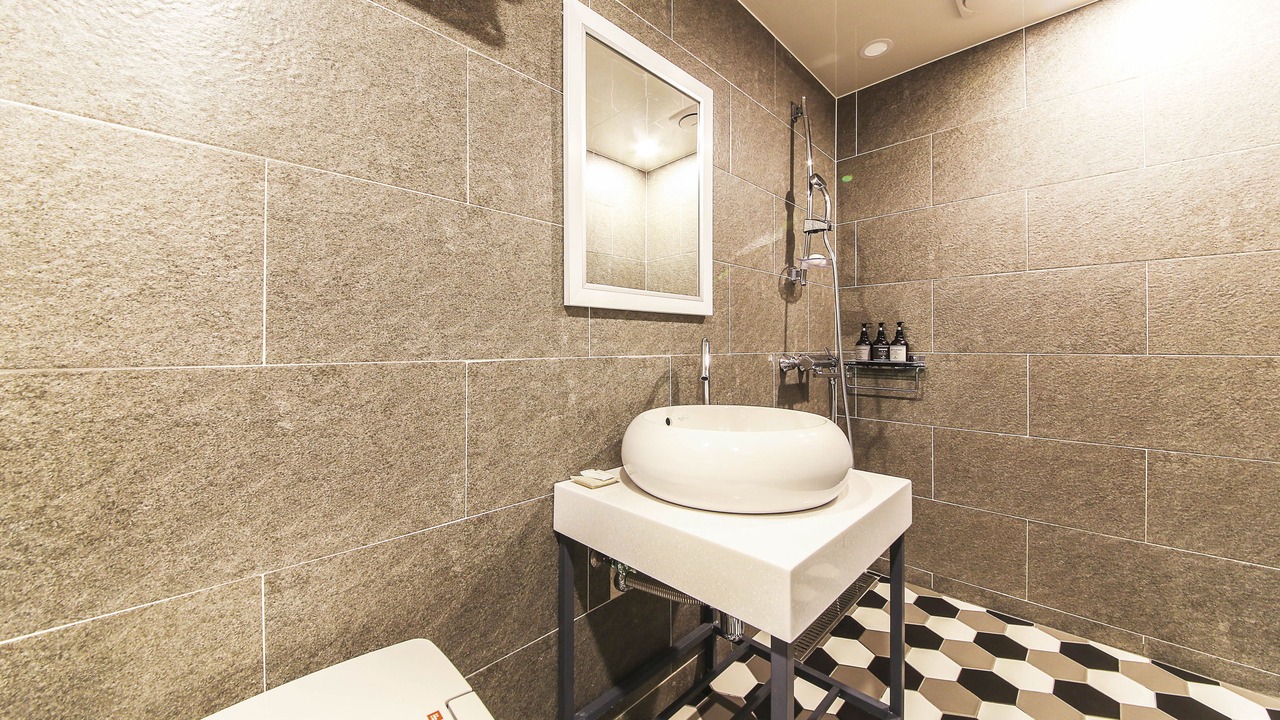 Photo of Bathroom in Dong-gu