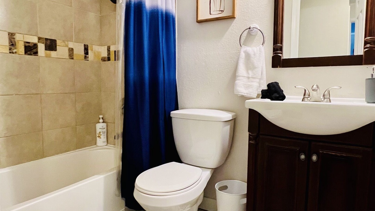 Photo of Bathroom in Lamar Heights Area