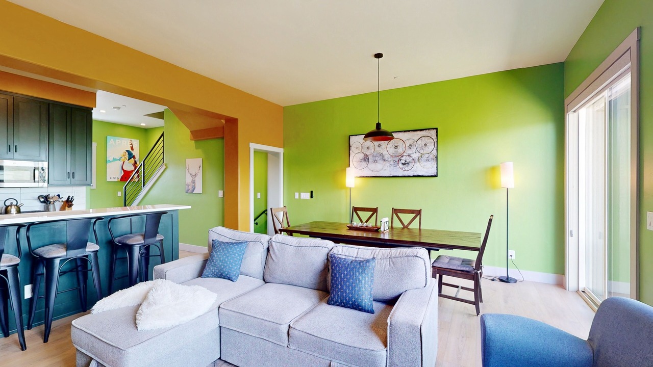 Photo of Livingroom in Grand Elk Ranch