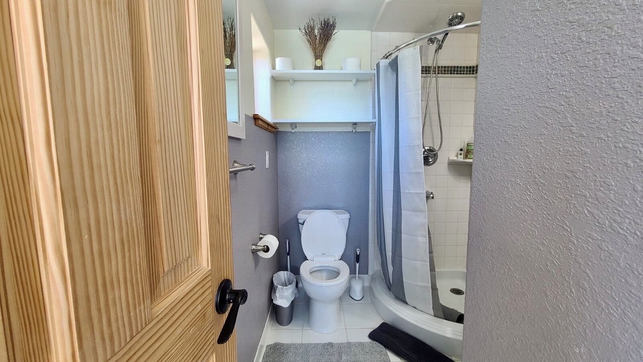 Photo of Bathroom in Shadow Mountain
