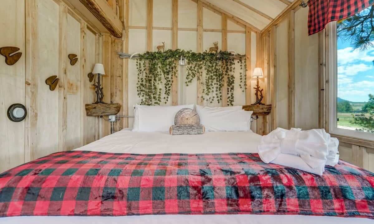 Photo of Bedroom in Larkspur