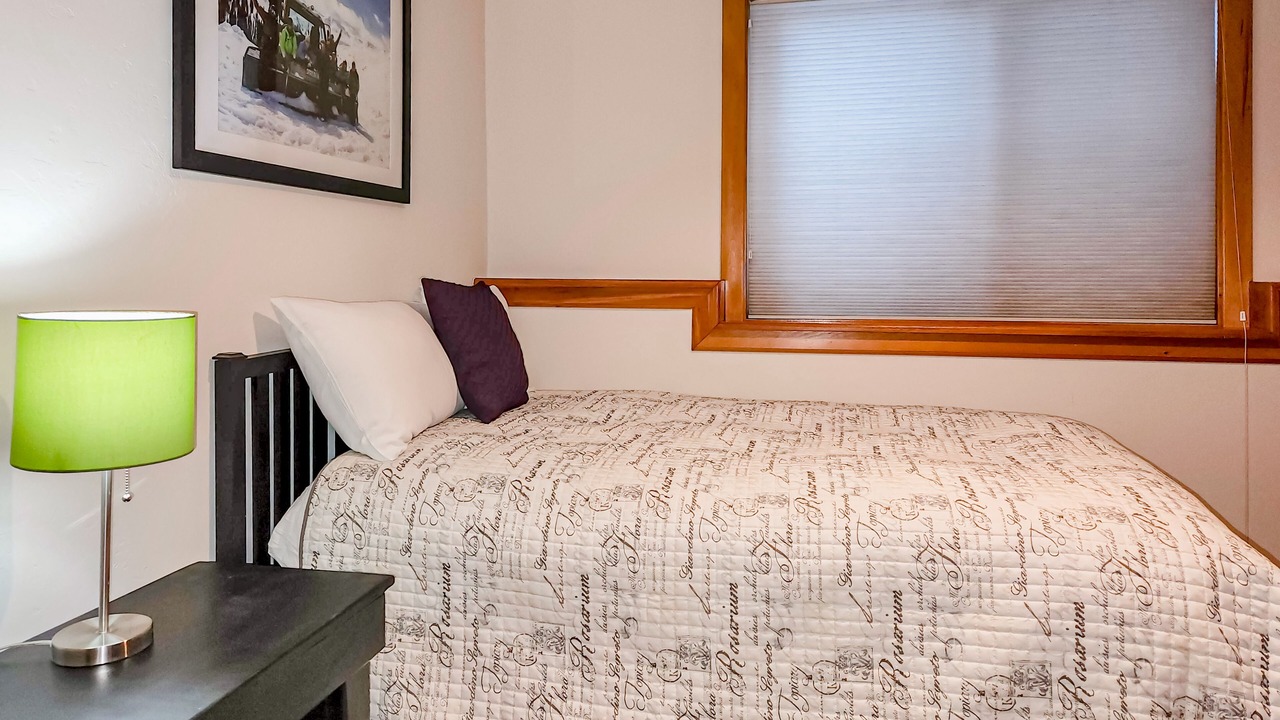 Photo of Bedroom in Willow Grove