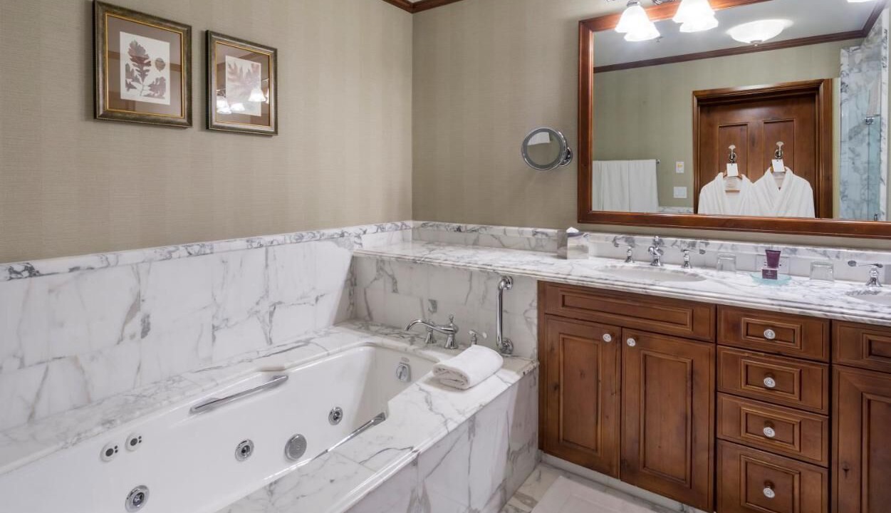 Photo of Bathroom in Aspen