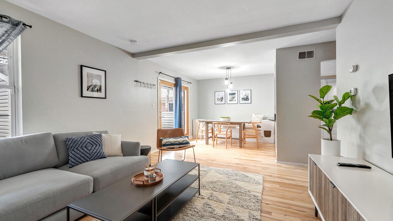 Photo of Livingroom in Newlands