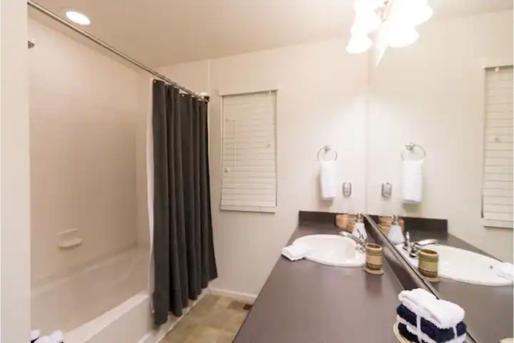 Photo of Bathroom in Commerce City