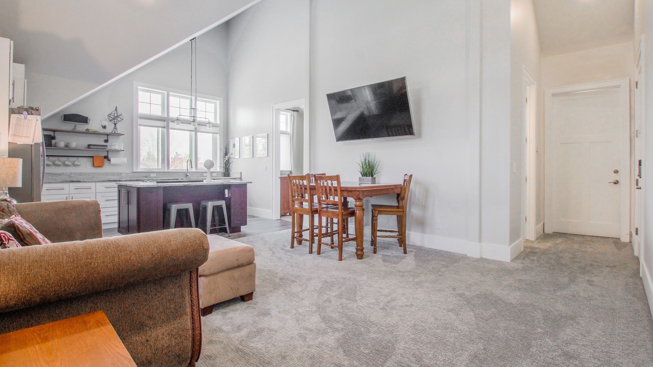 Photo of Livingroom in Belmar Park