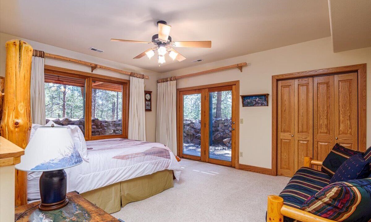 Photo of Bedroom in Lake George