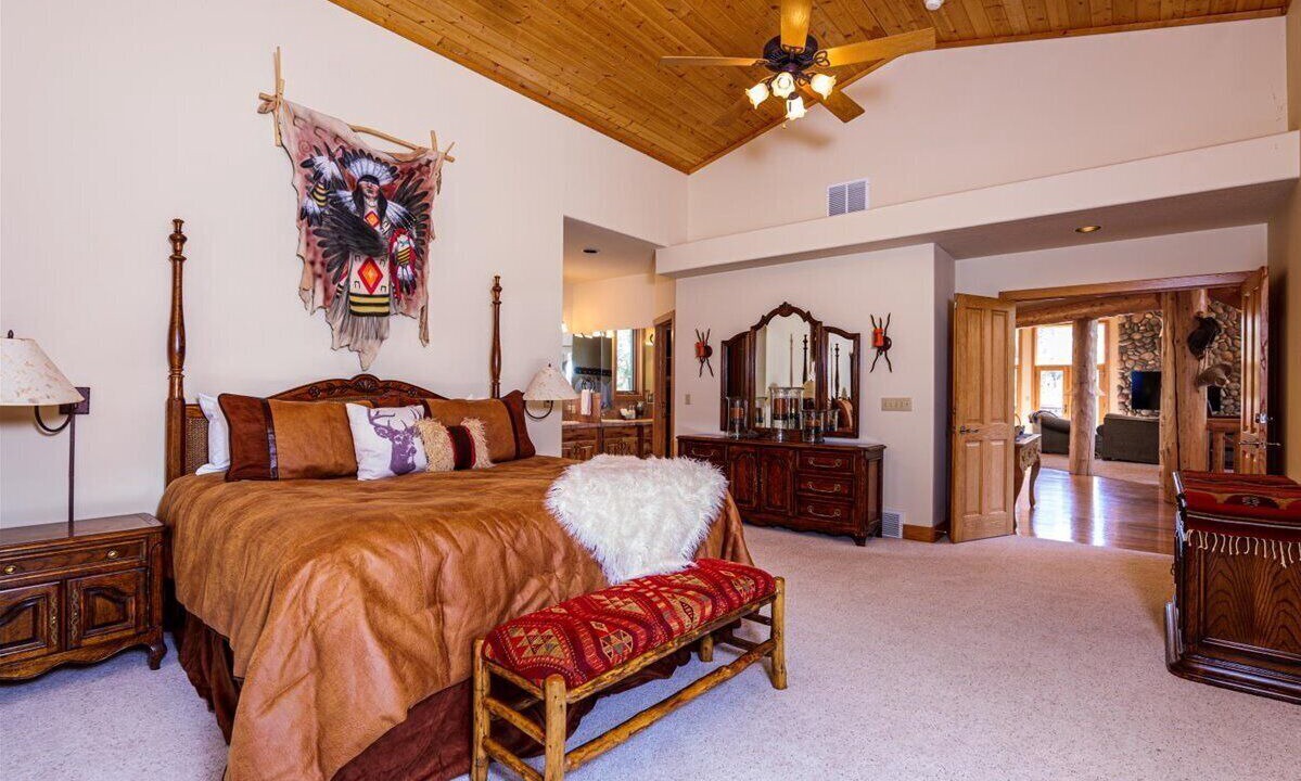 Photo of Bedroom in Lake George