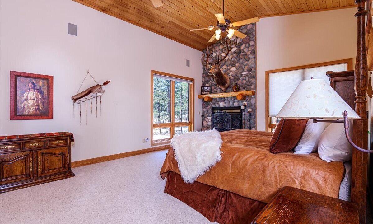 Photo of Bedroom in Lake George