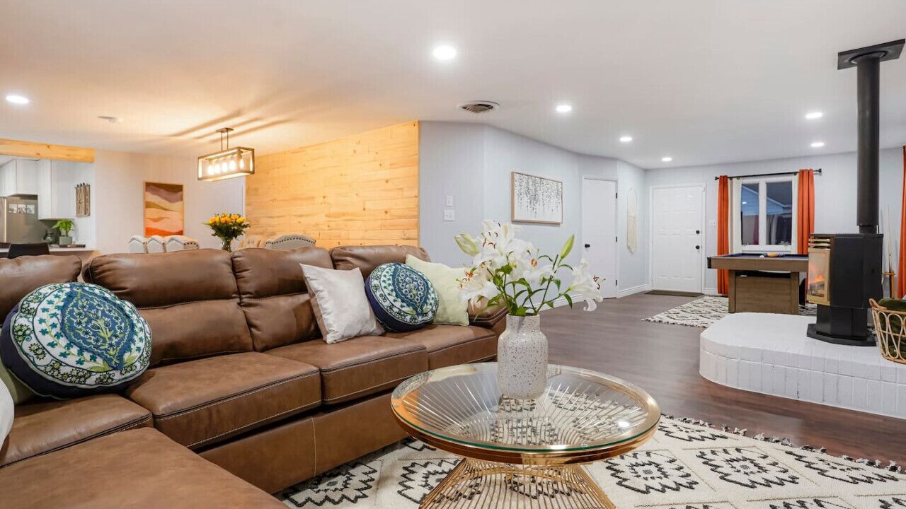 Photo of Livingroom in Berkley