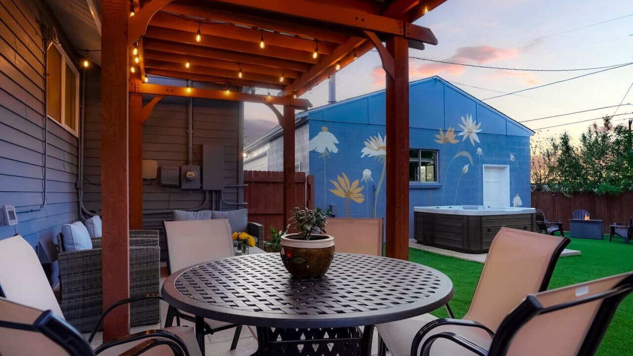 Photo of Outdoor in Berkley