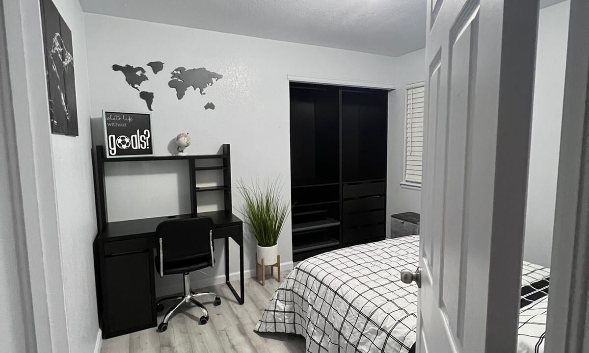 Photo of Bedroom in Dupont