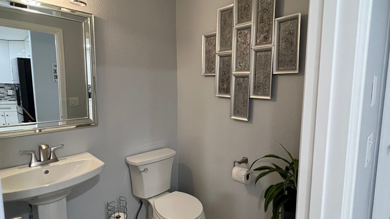 Photo of Bathroom in Dupont
