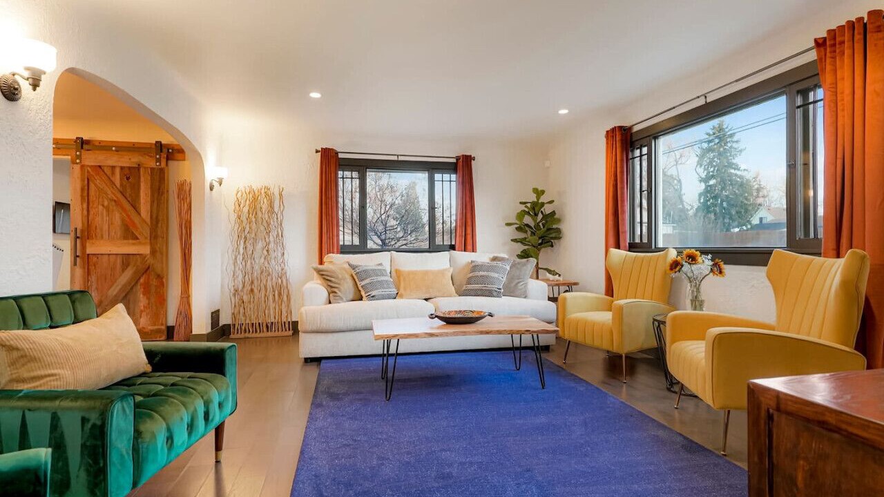 Photo of Livingroom in Berkley