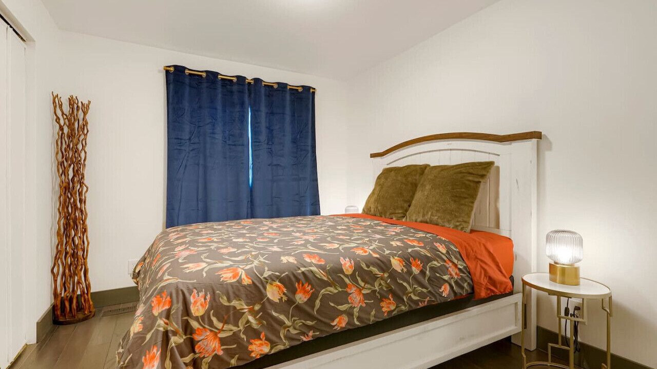 Photo of Bedroom in Berkley