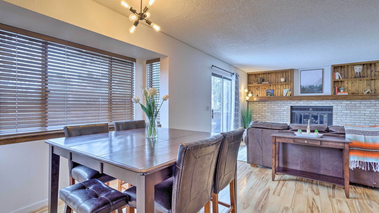 Photo of Bedroom in Aurora