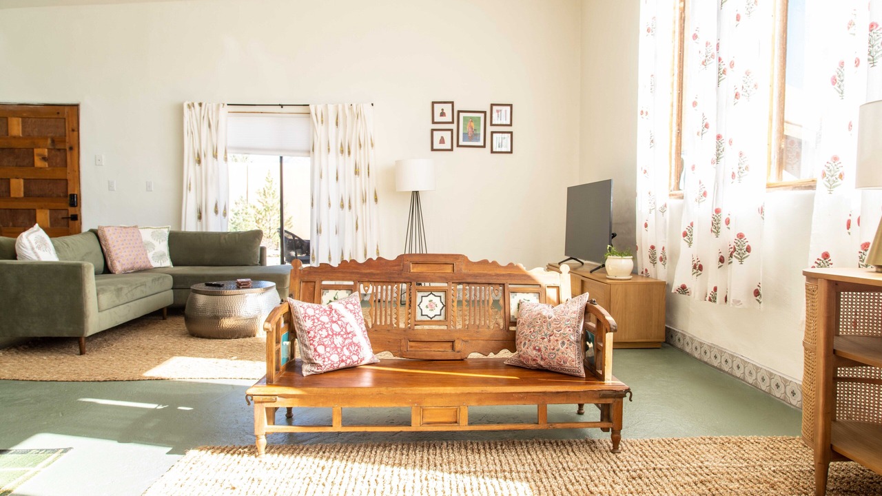 Photo of Livingroom in Taos