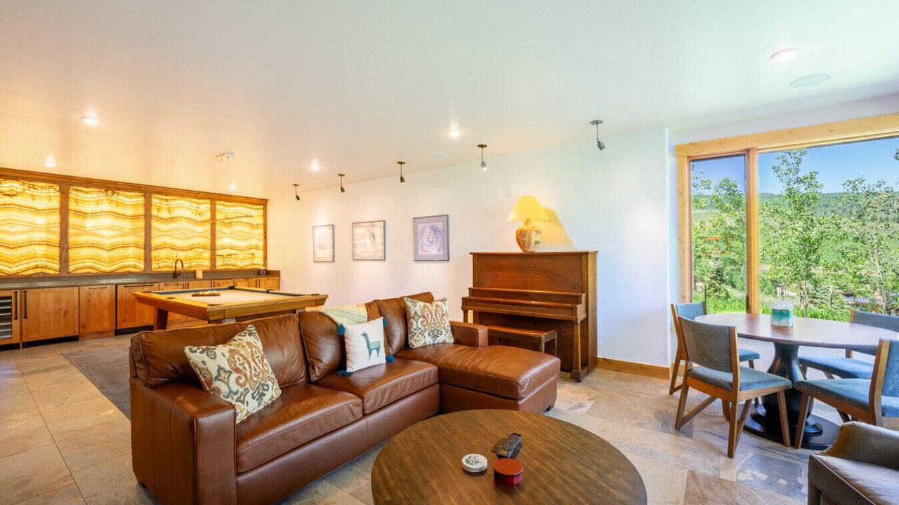 Photo of Livingroom in Silverthorne