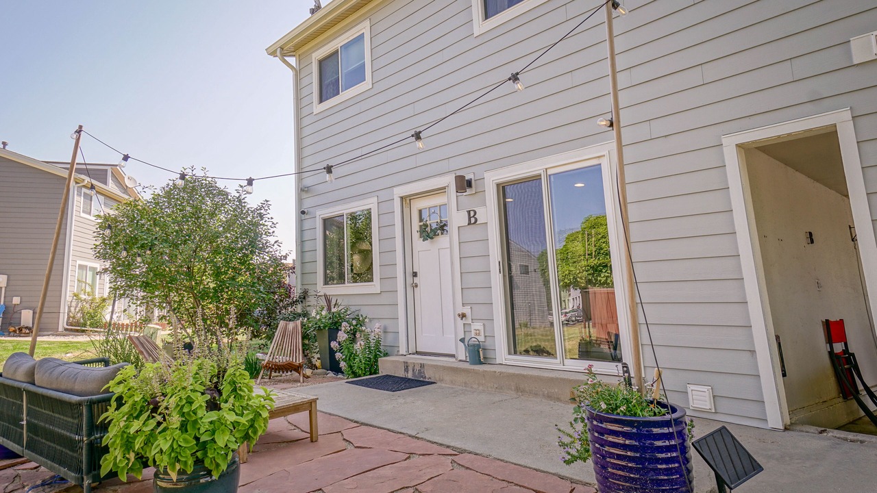 Photo of Outdoor in Glenwood Grove - North Iris