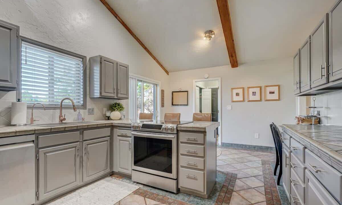Photo of Kitchen in Monument