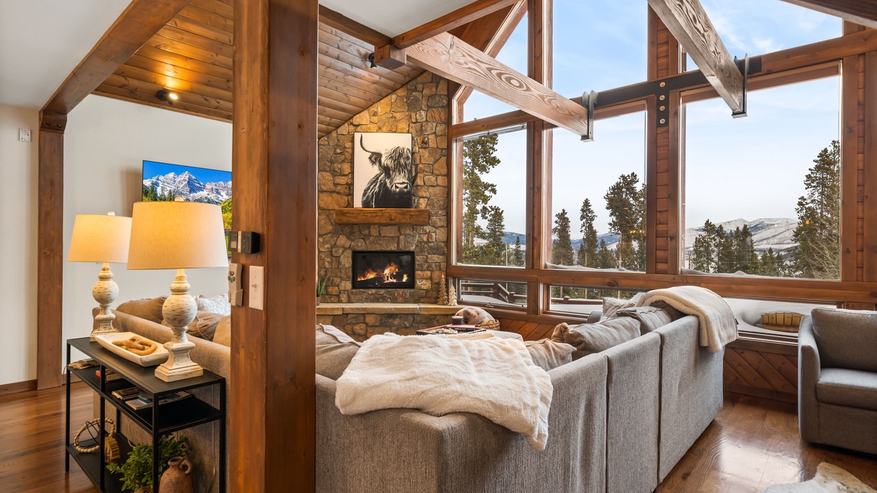 Photo of Livingroom in Grand Lake