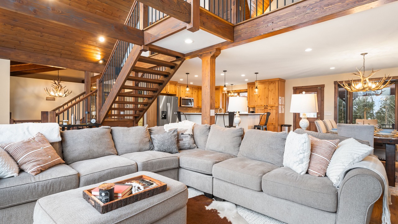 Photo of Livingroom in Grand Lake