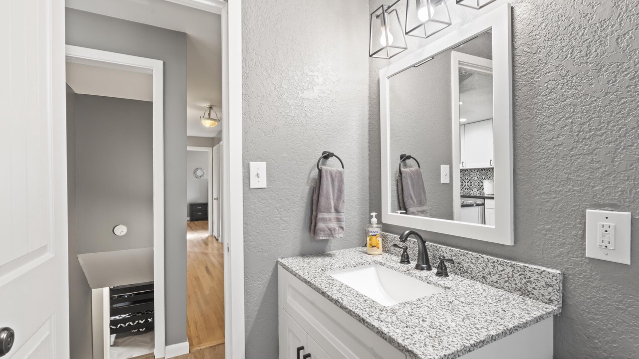 Photo of Bathroom in Bel Aire
