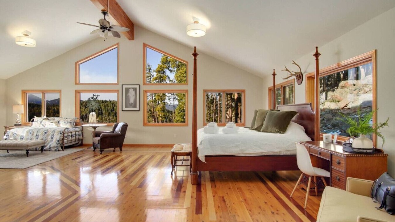 Photo of Bedroom in Shadow Mountain