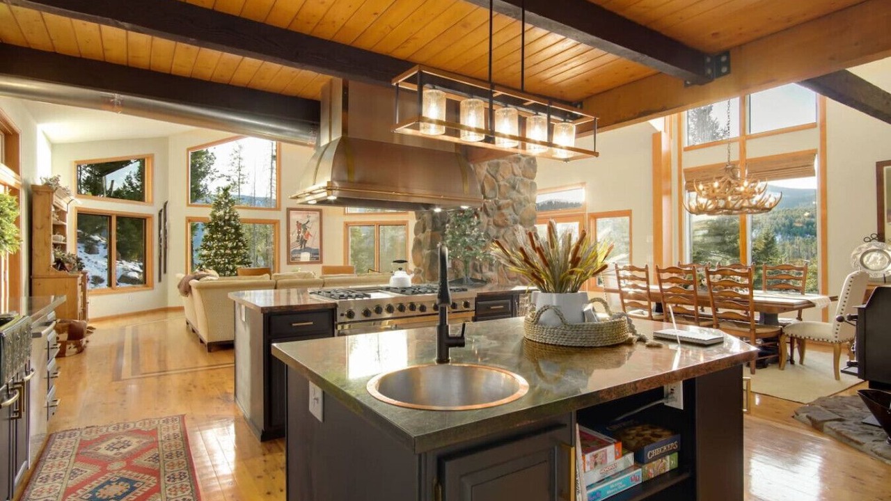 Photo of Kitchen in Shadow Mountain
