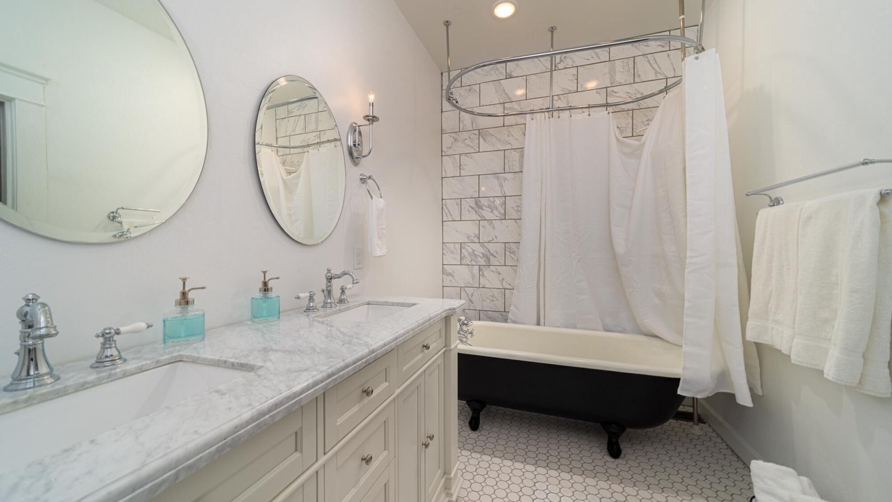 Photo of Bathroom in Grand Junction