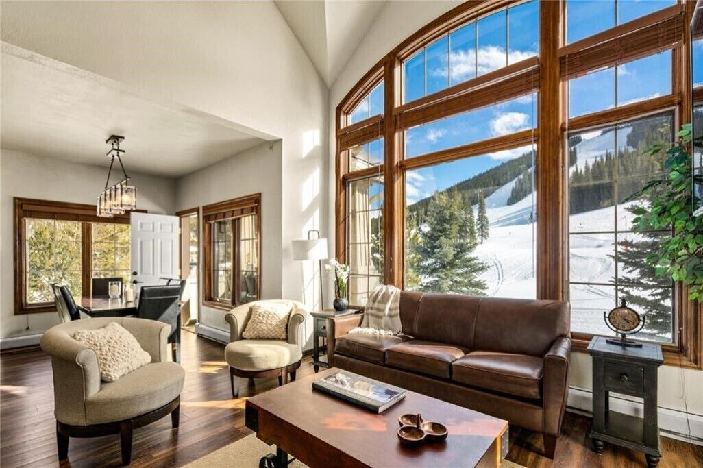 Photo of Livingroom in East Village at Copper