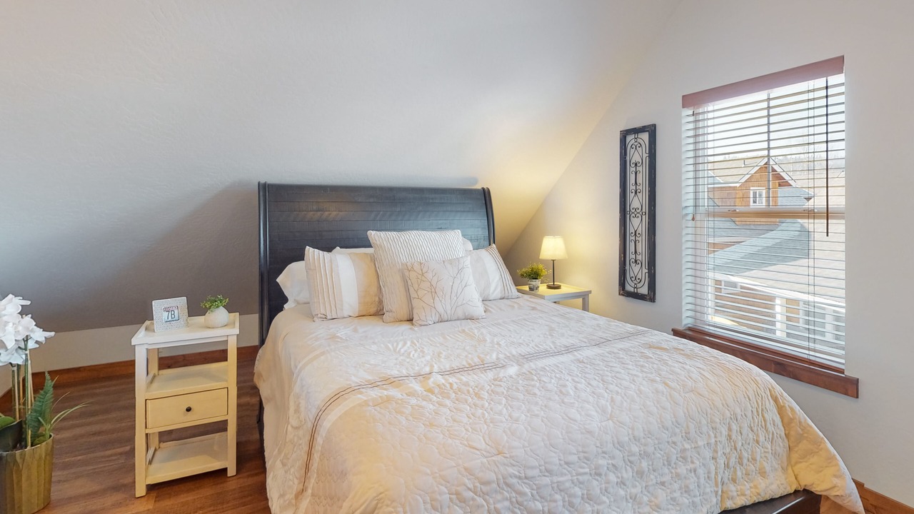 Photo of Bedroom in Dover Bay