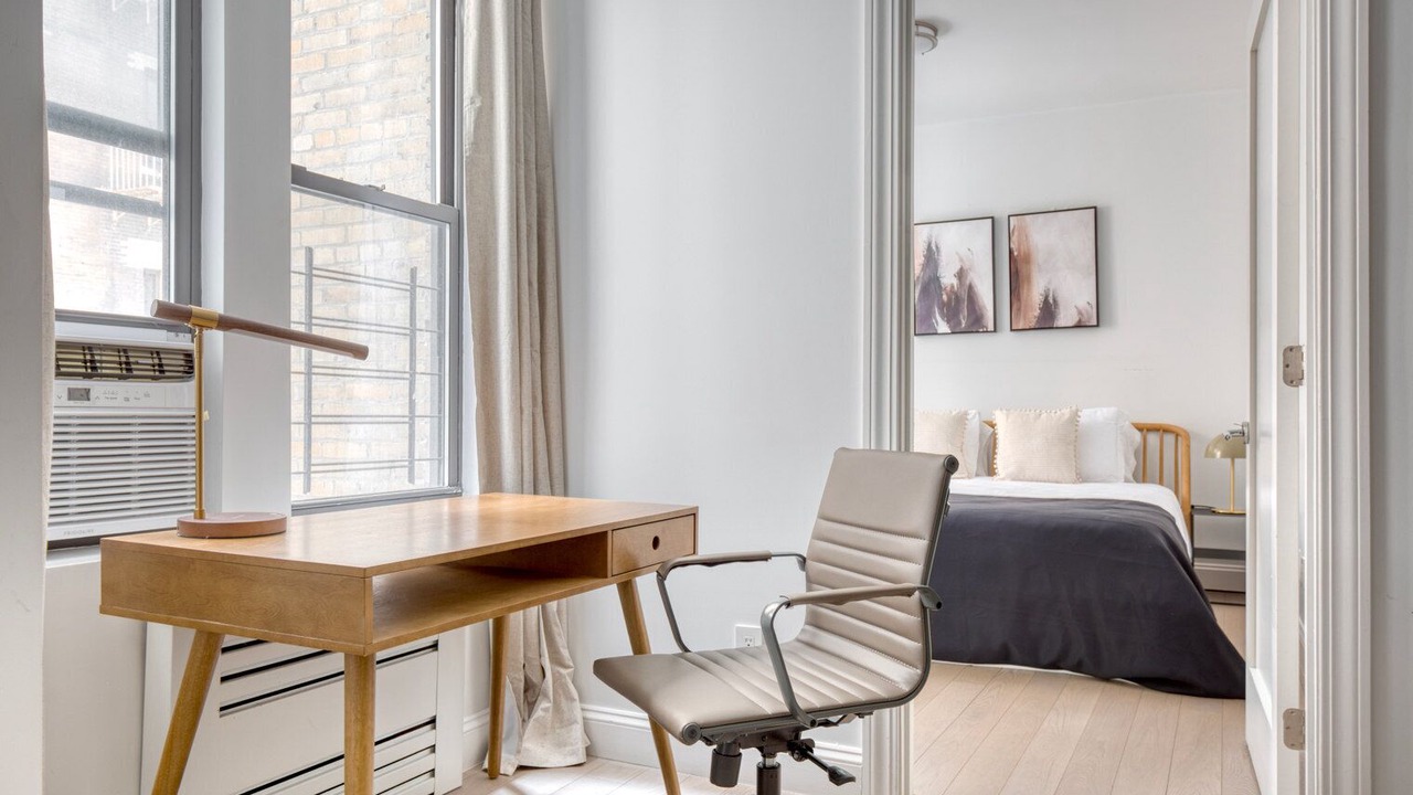 Photo of Bedroom in Bloomingdale