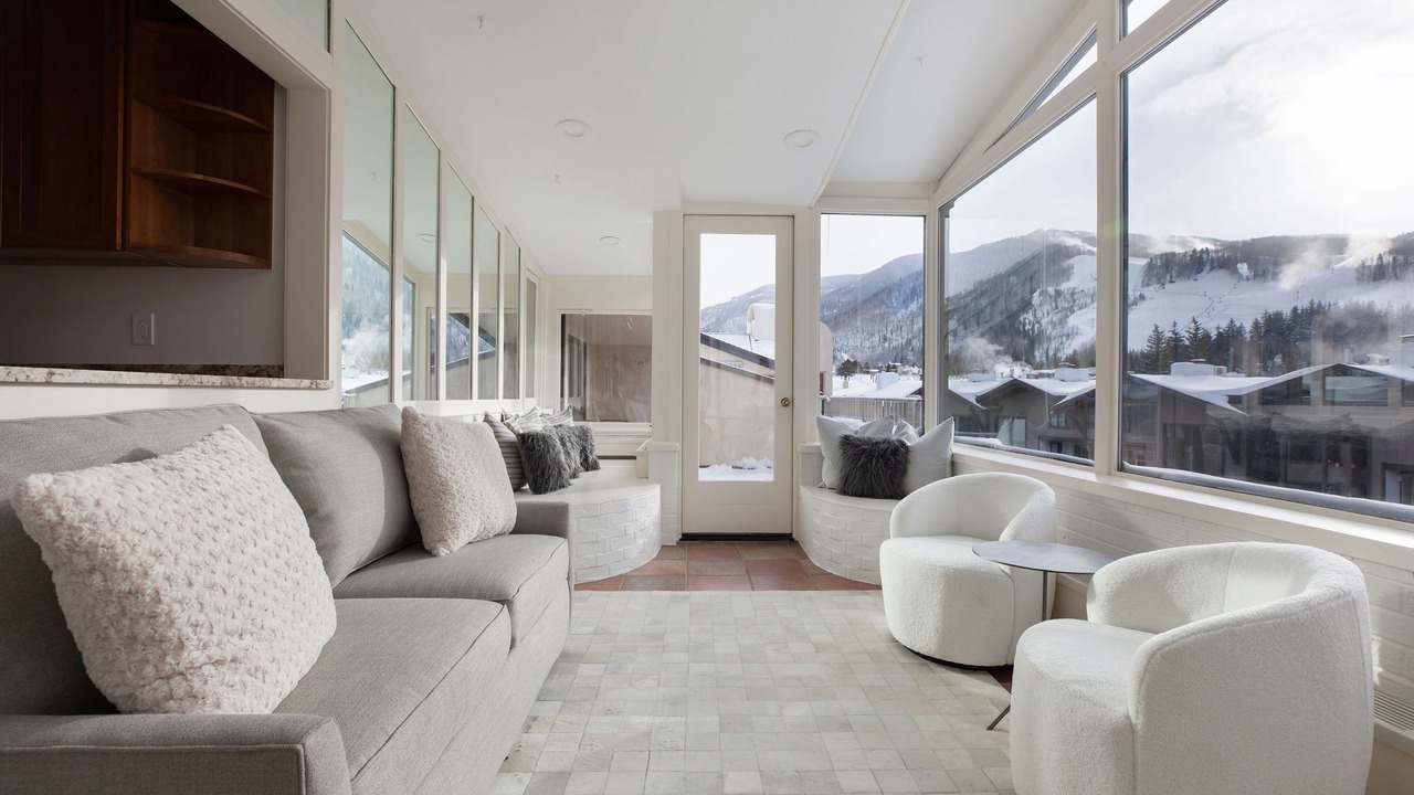 Photo of Livingroom in Vail