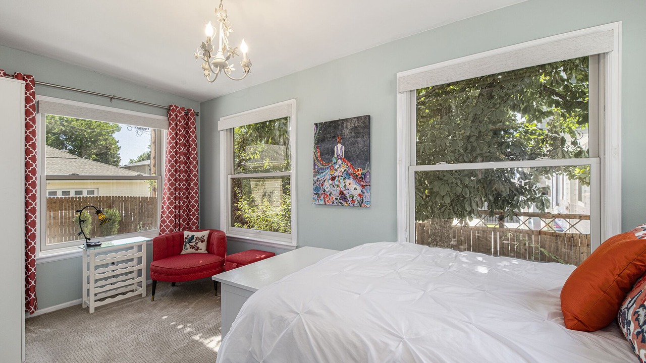 Photo of Bedroom in Sloan Lake
