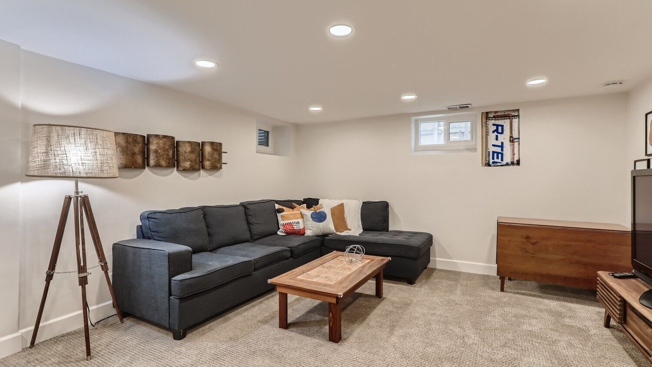 Photo of Livingroom in North Park Hill