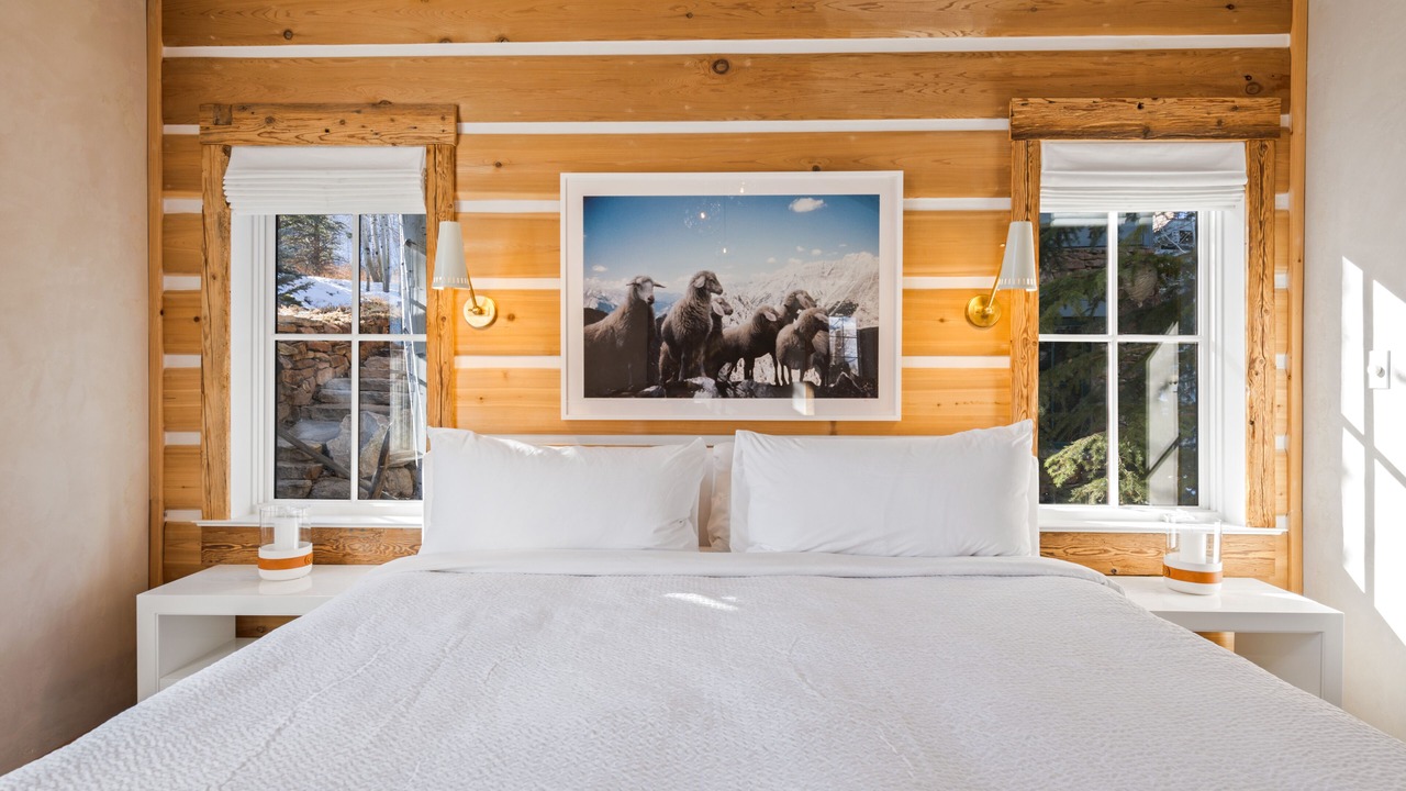 Photo of Bedroom in Avon