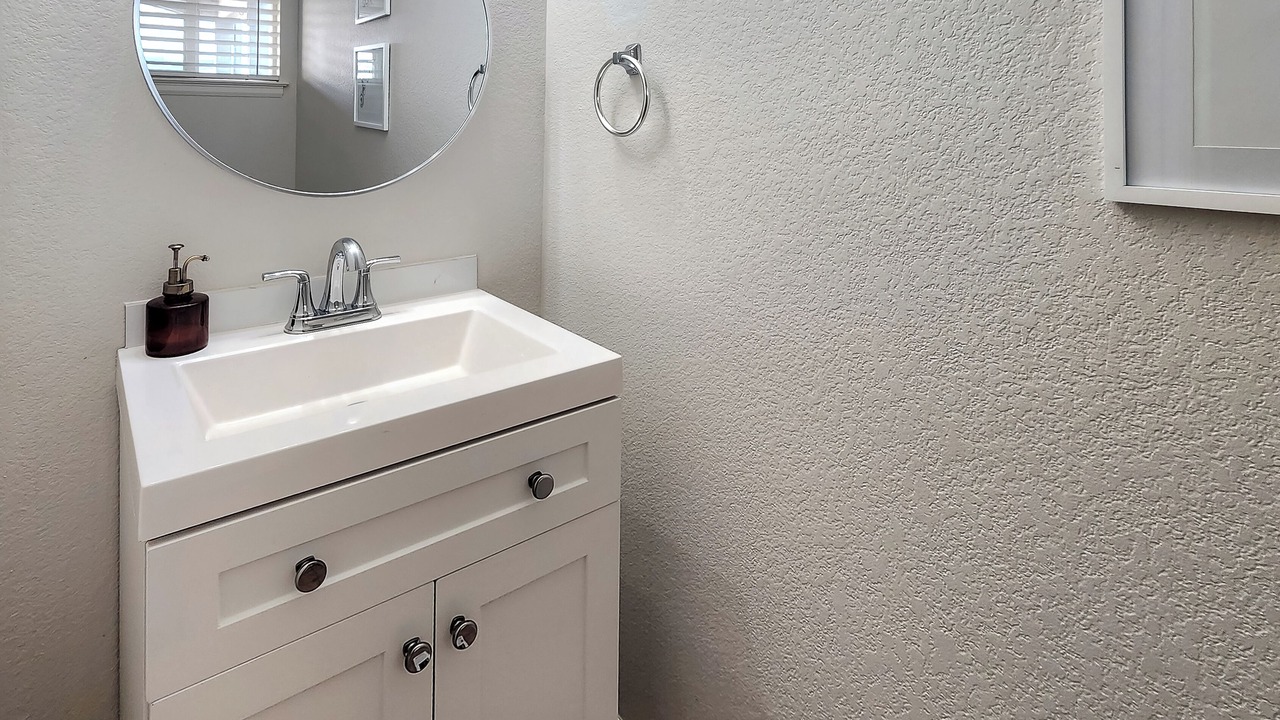 Photo of Bathroom in Southridge