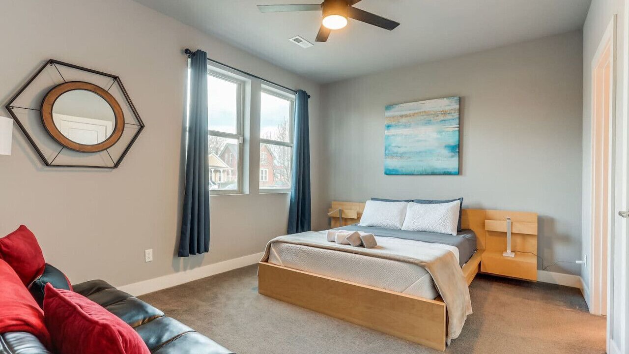 Photo of Bedroom in Lincoln Park