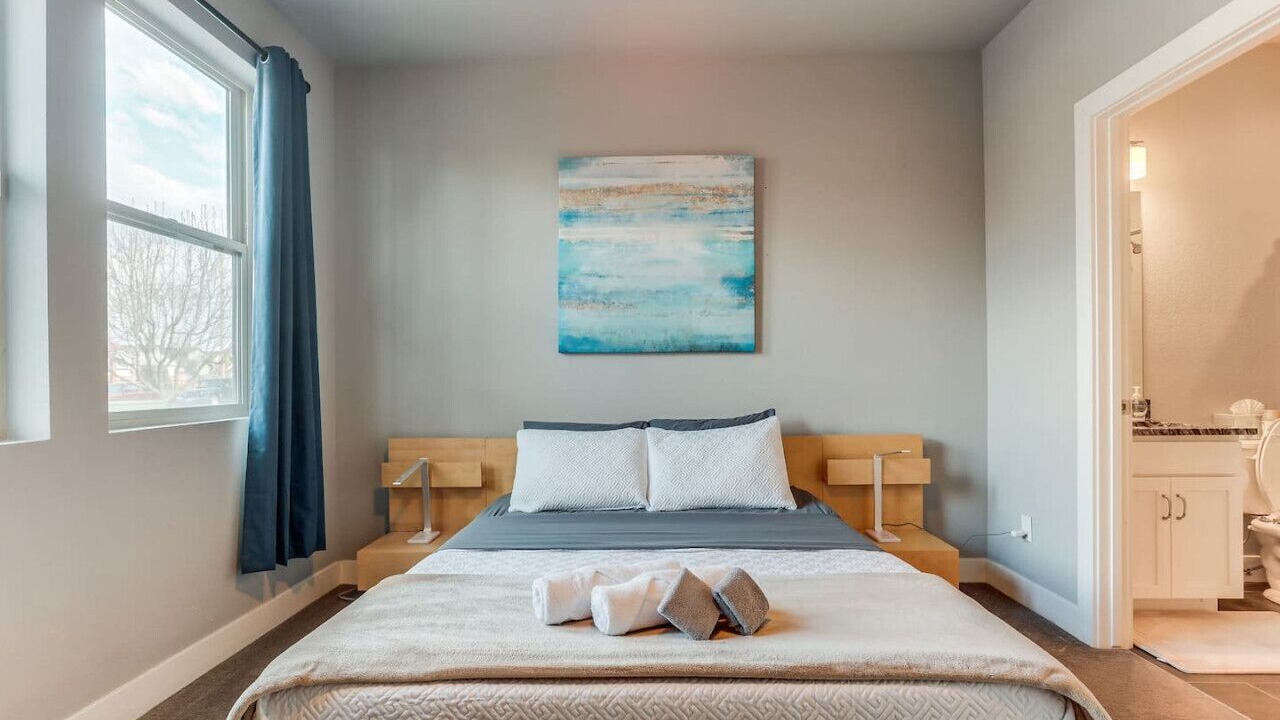 Photo of Bedroom in Lincoln Park