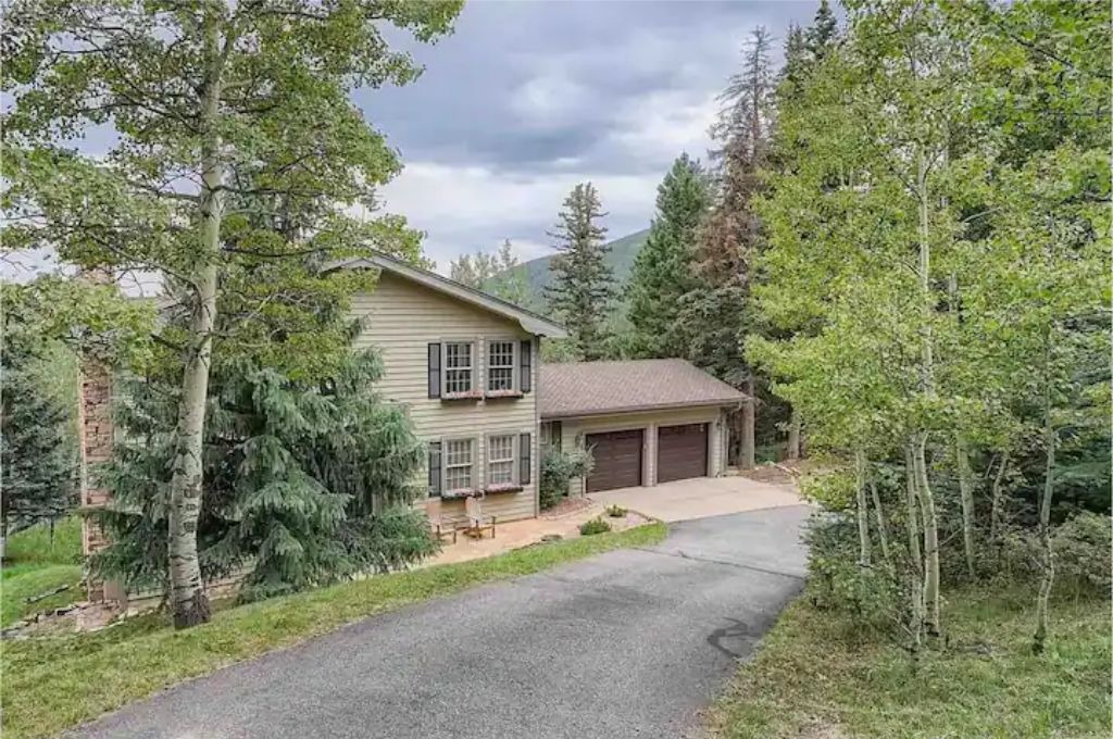 Photo of Outdoor in Evergreen