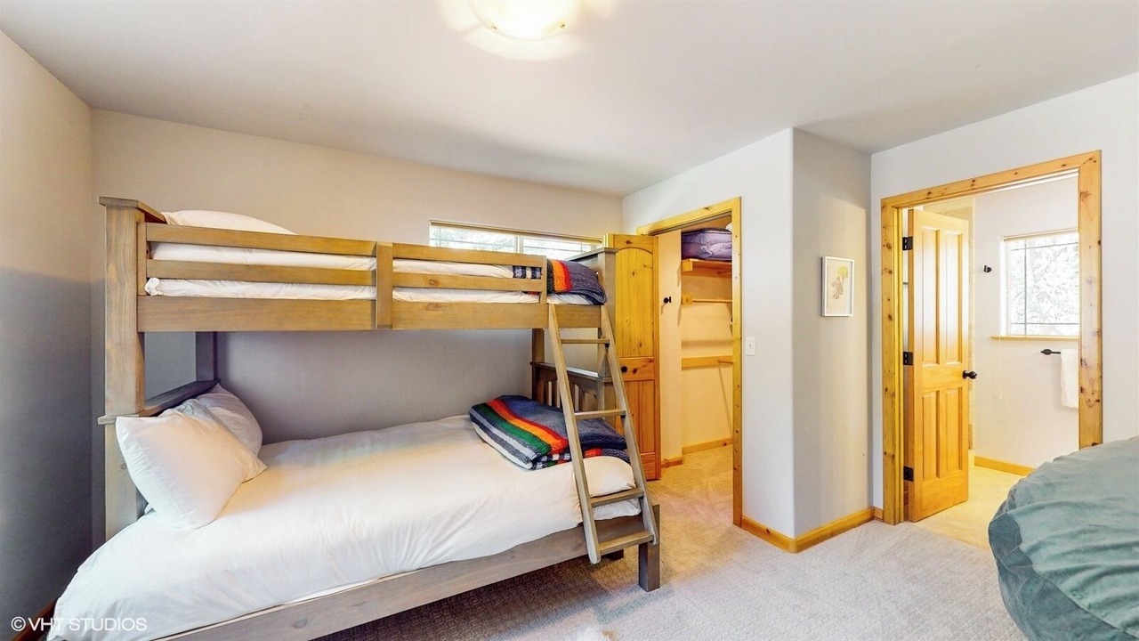 Photo of Bedroom in McKinney Estates
