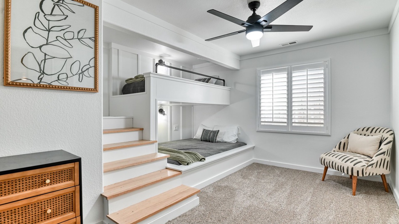 Photo of Bedroom in Gleneagle