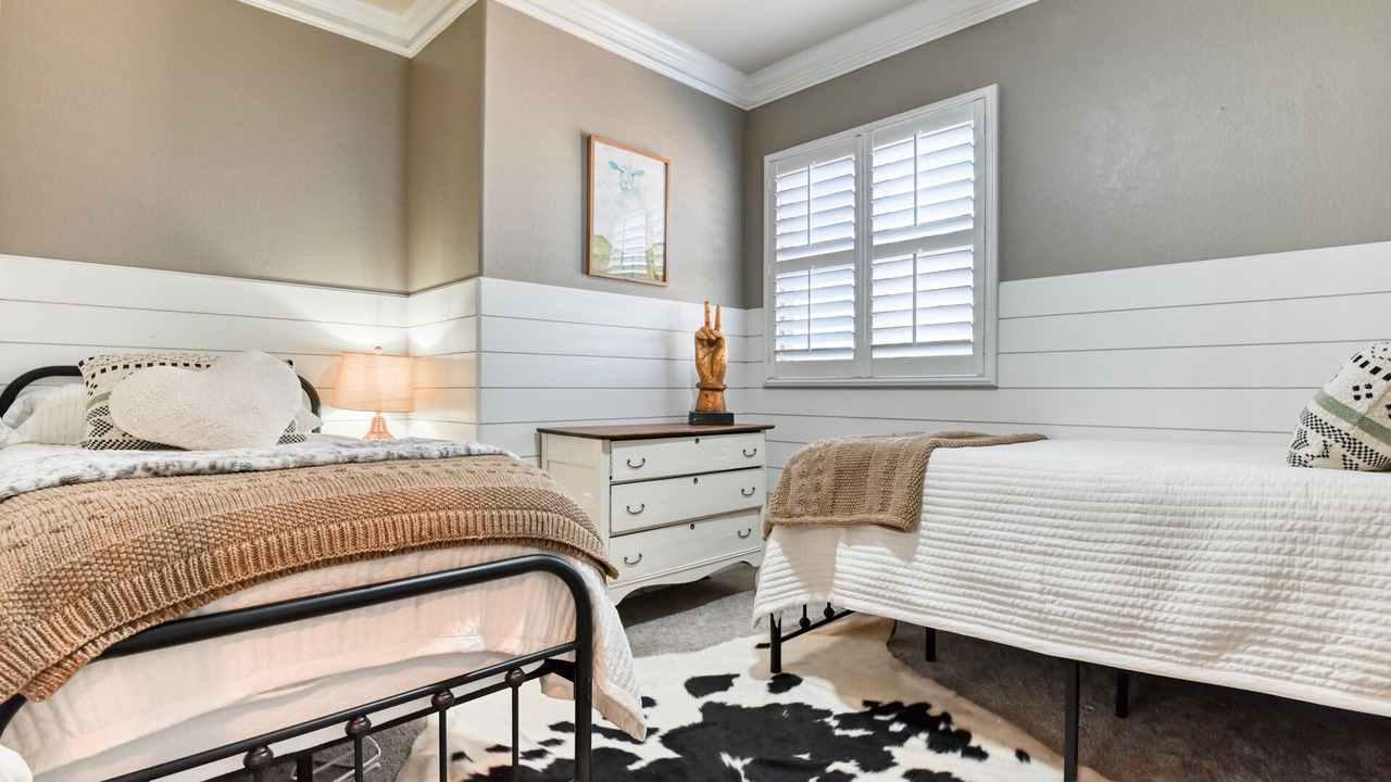 Photo of Bedroom in Gleneagle